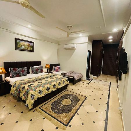 איסלמאבד Mulberry Residence Luxury Rooms מראה חיצוני תמונה