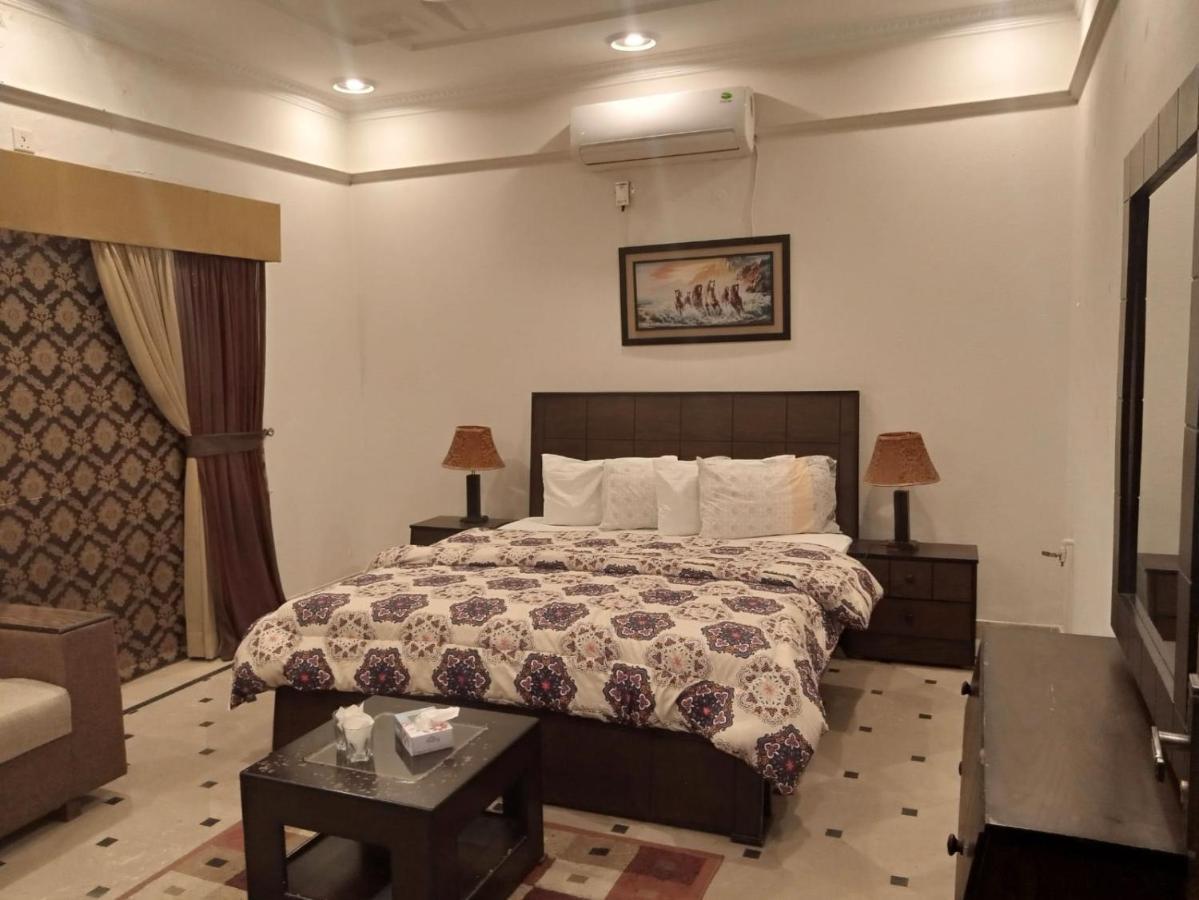 איסלמאבד Mulberry Residence Luxury Rooms מראה חיצוני תמונה