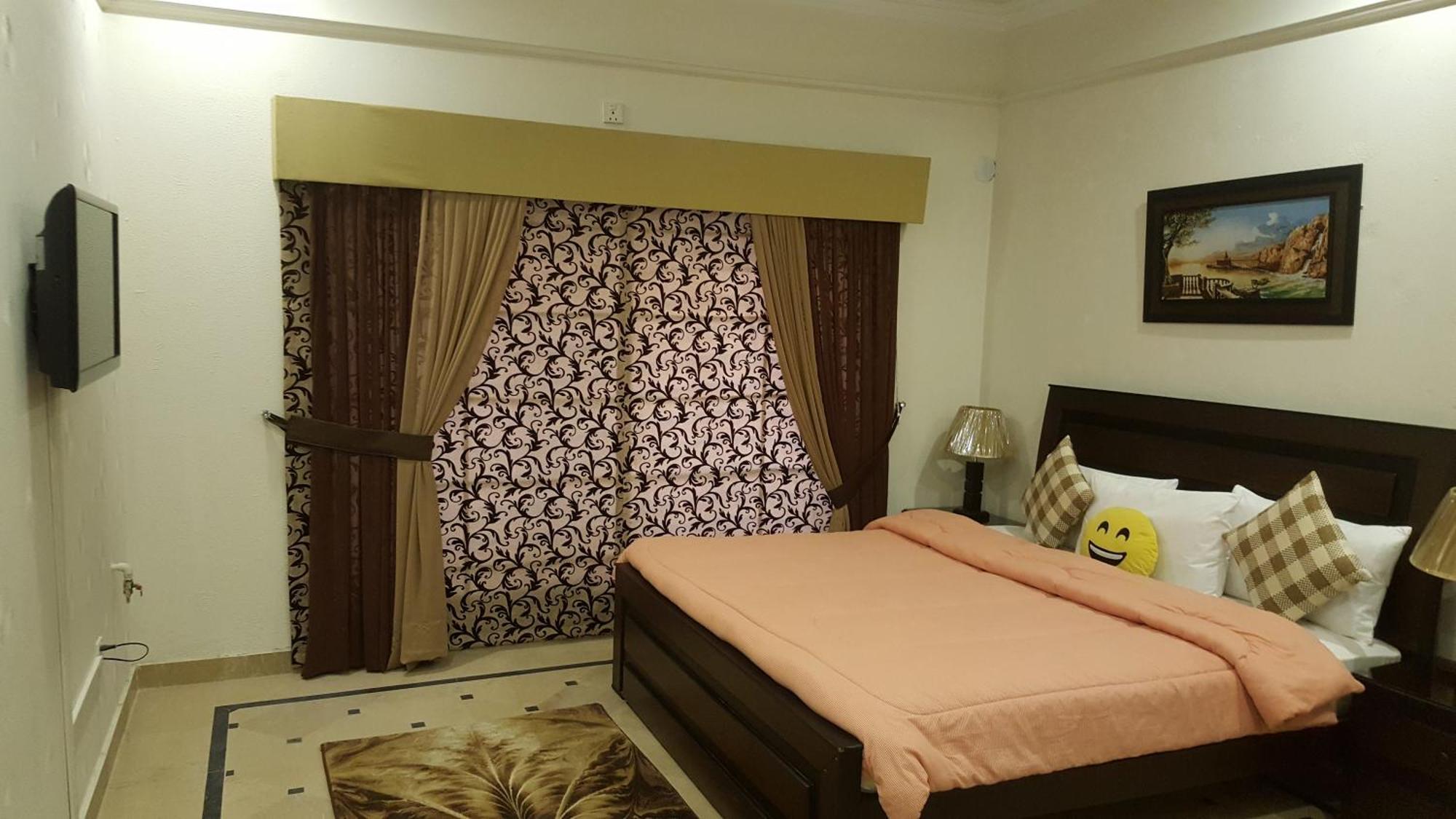 איסלמאבד Mulberry Residence Luxury Rooms מראה חיצוני תמונה