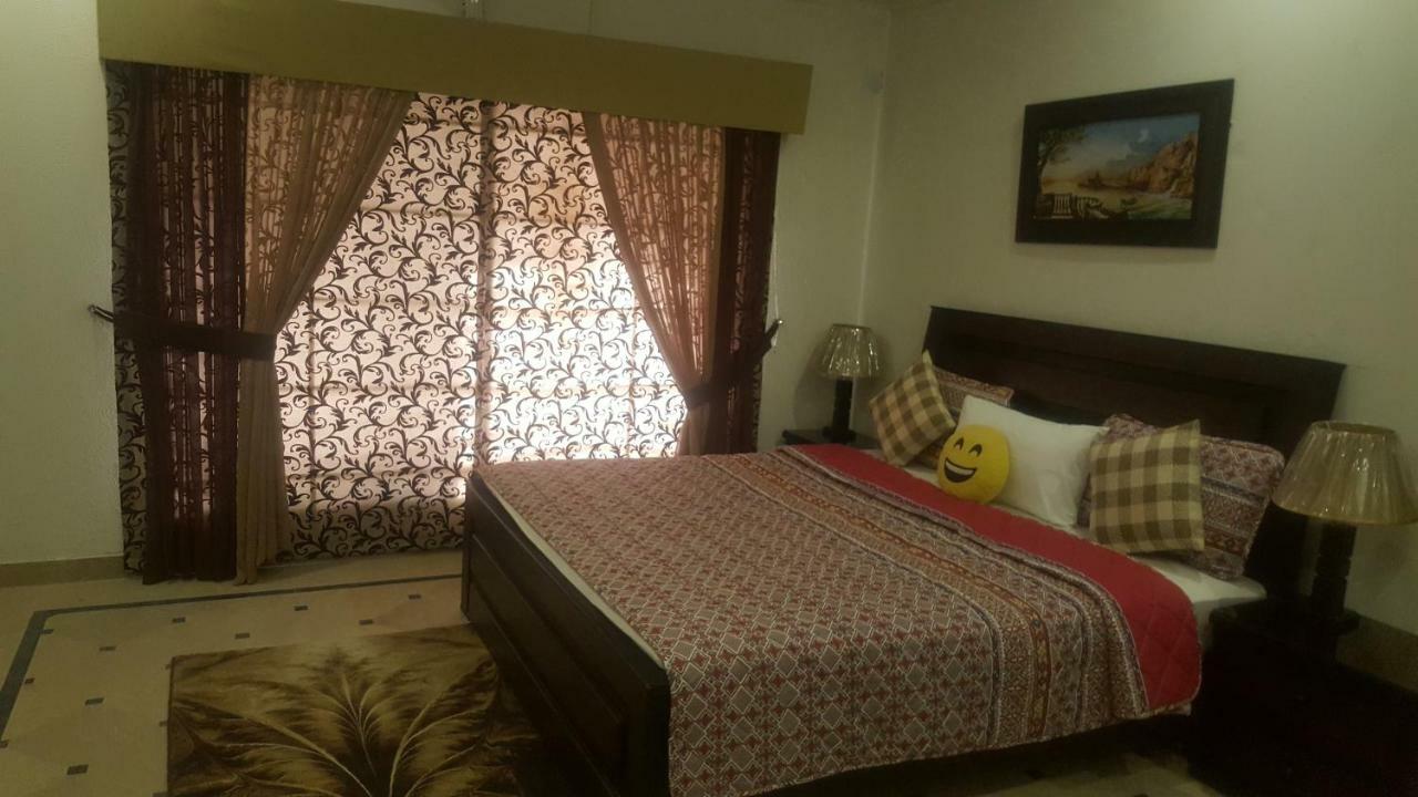 איסלמאבד Mulberry Residence Luxury Rooms מראה חיצוני תמונה