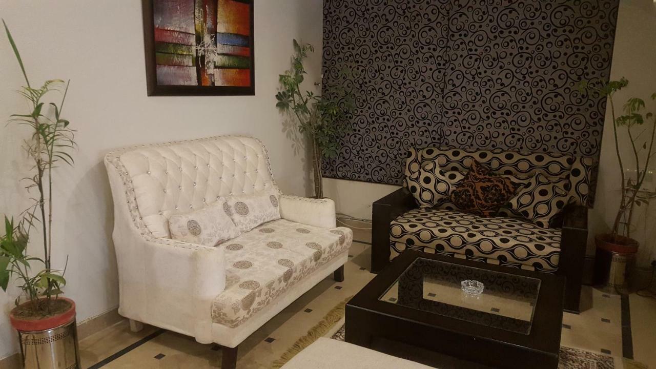 איסלמאבד Mulberry Residence Luxury Rooms מראה חיצוני תמונה