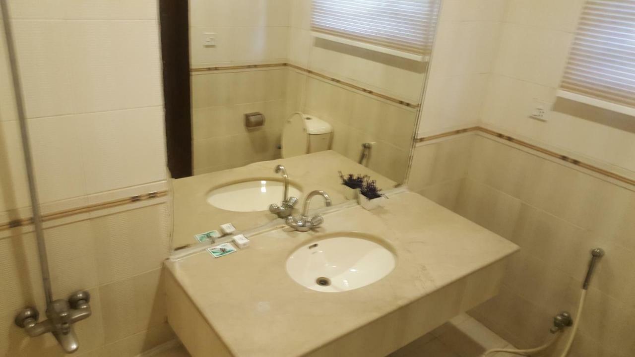 איסלמאבד Mulberry Residence Luxury Rooms מראה חיצוני תמונה